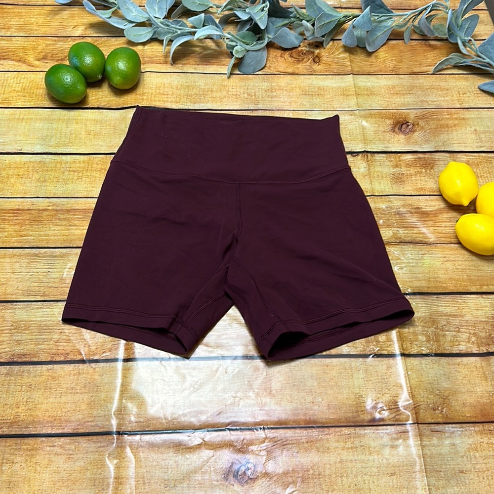 Lululemon 8 align shorts burgundy